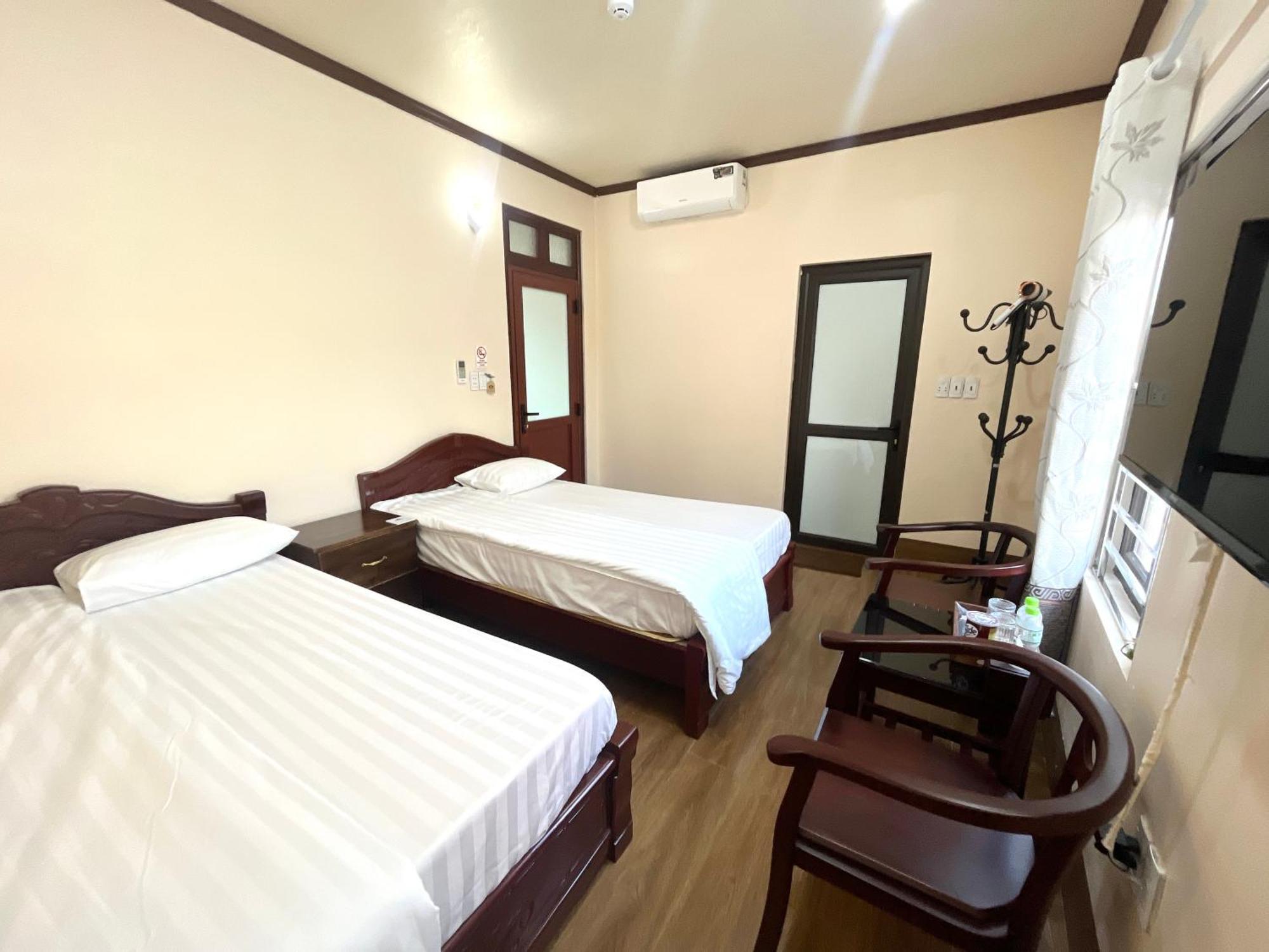 Vuon Cam Hotel Као Банг Екстериор снимка